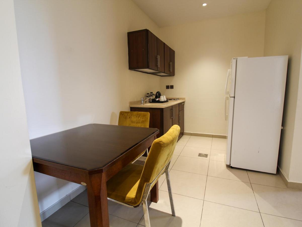 Friesian Hotel Suites Jeddah Eksteriør billede